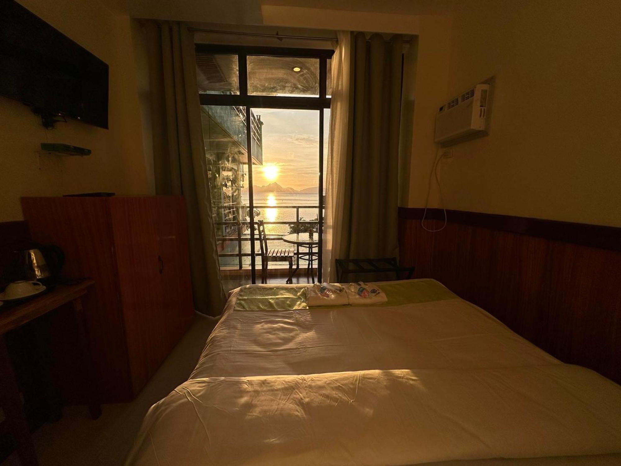 אל נידו Desert Rose Beach Hotel מראה חיצוני תמונה