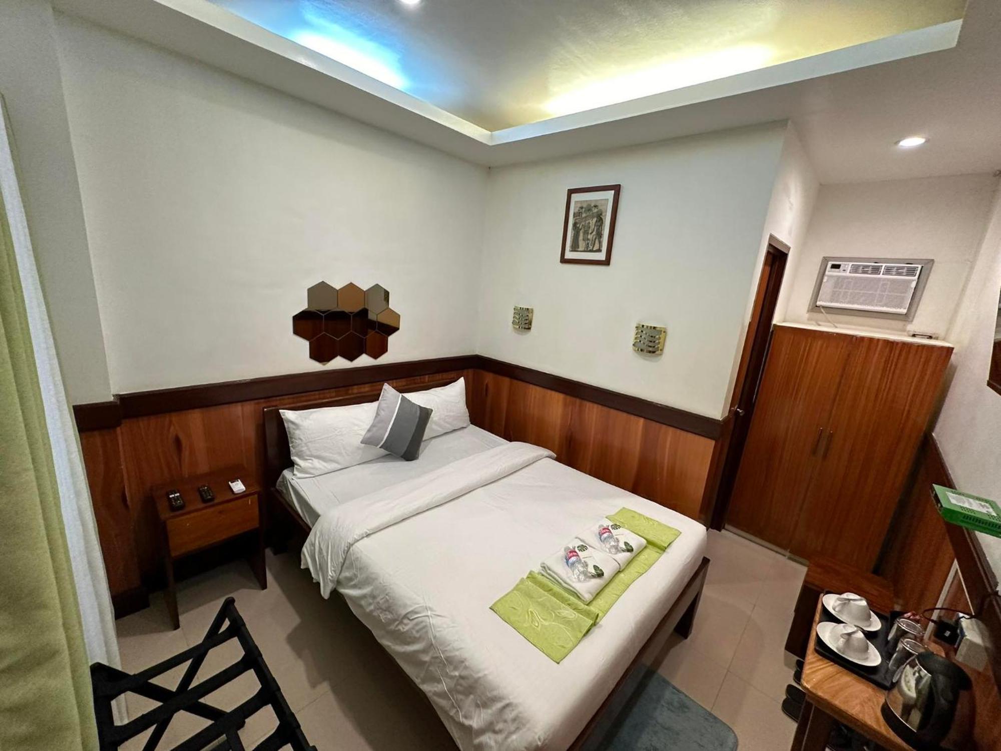אל נידו Desert Rose Beach Hotel מראה חיצוני תמונה