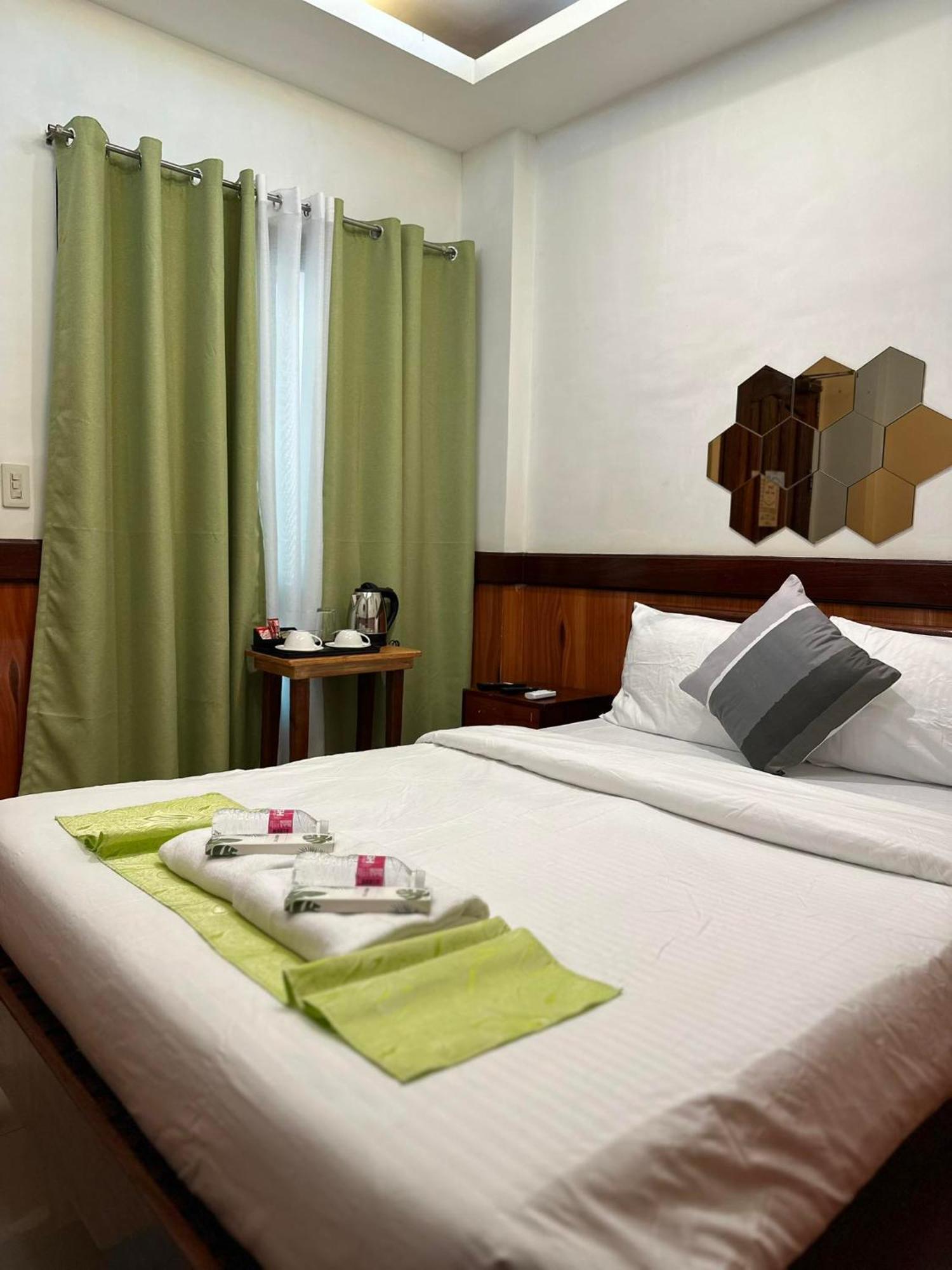 אל נידו Desert Rose Beach Hotel מראה חיצוני תמונה